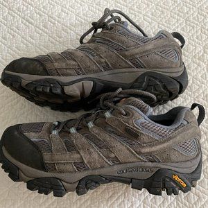 Merrell Moab 2 Women's Hiking Shoe Size 8.5